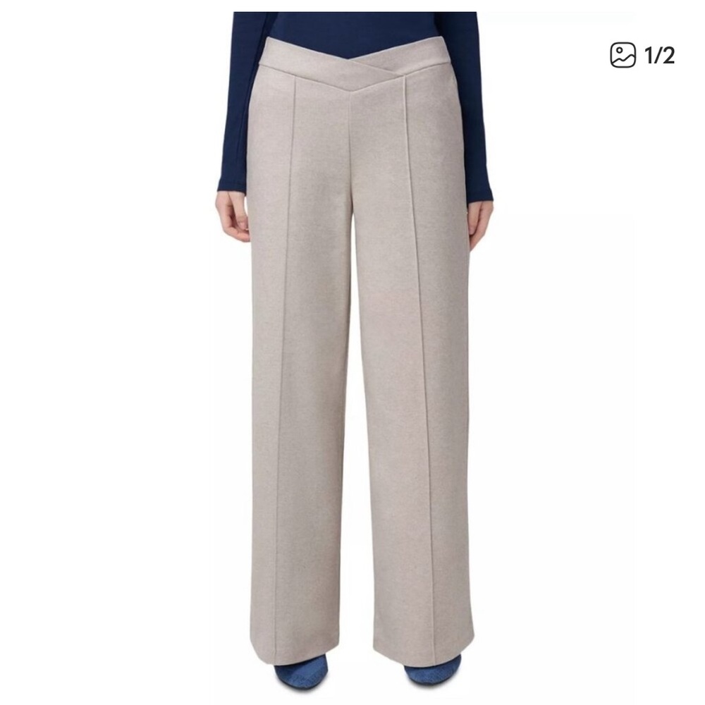 NWT HUE Light Beige Wide-Leg V-Waist Pull-On Pants